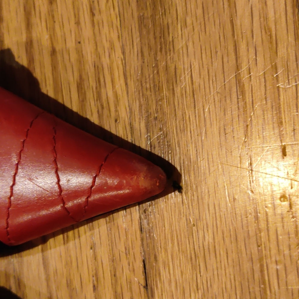 Red Dior shoe - Picture 2 of 6